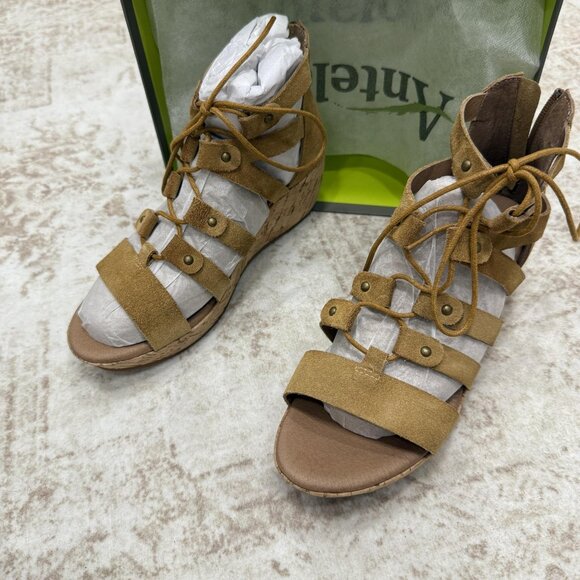 Antelope Shoes Womens Size 38 Taupe Suede Dyer Wedge Sandals Cork Lace Up D61 - Picture 1 of 10